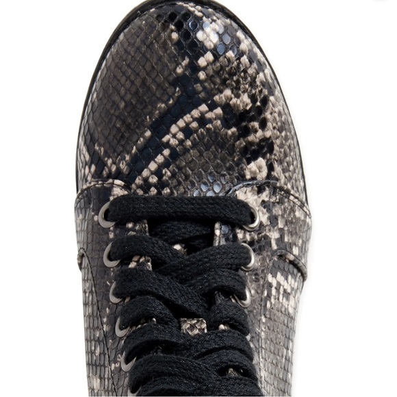 Time & Tru Stylish Black and Brown Lace-Up Ankle Boots With Side Zipper Size 9 - Picture 5 of 7